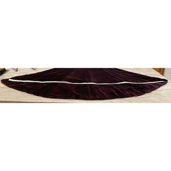 The J. Peterman Company: Vintage, deep plum (purplish) velvet dress, Size 6 - Picture 11 of 12